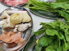-尚品海鲜肥牛自助火锅(湖明店)