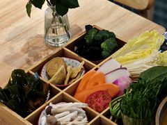 -轻蔬不用等·素食(江苏路店)