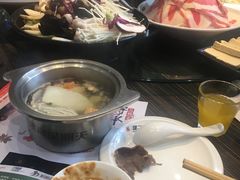 -健晟星期天火锅(宝清店)