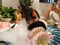 -海上明月海鲜火锅 鲜切牛肉