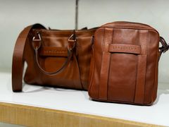 -Longchamp(佛罗伦萨小镇奥特莱斯店)