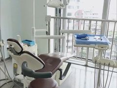 -极光口腔·矫正种植修复(锦江店)