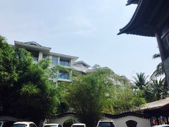 -三亚亚龙湾雅高美爵酒店