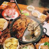 一场舌尖上的盛宴，尽在广州花都区这家重庆鸳鸯老火锅🍲！
