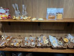 -yeast面包店