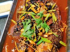 -路边边地标烧烤·川菜·小龙虾·音乐酒馆(良乡长虹店)