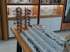-何氏眼科视光中心·眼镜·配镜(汇泉东路店)