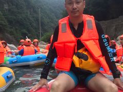 -安吉龙王山峡谷漂流