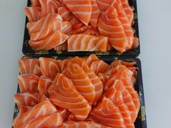 新鲜三文鱼-四道口水产市场