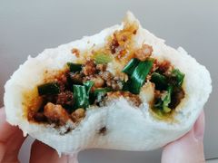 酱肉包-李与白包子铺(桐梓林店)