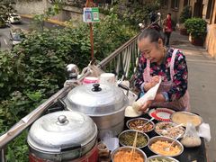 自助取餐区-临江门糯米团