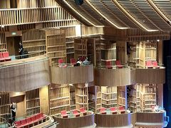 -交通银行前滩31演艺中心