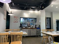 -扬州小吃(延安西路店)