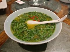 养生鸡汤茼蒿（88元）-那家小馆•北京菜•烤鸭(香山店)