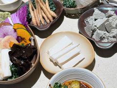 -一叶一世界•素食餐厅(环球中心店)