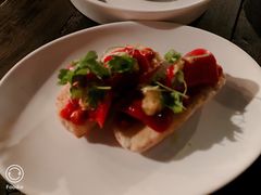 海胆面包配辣椒黄油-Ocean's Table 欧舍