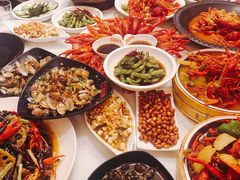 -红盔侠小龙虾(海宁银泰店)