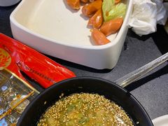 -沸炉重庆老火锅(军事博物馆店)