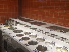 自助调料区-屋头串串(临江路店)