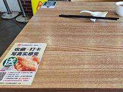 -裕记烧腊连锁餐饮(国商分店)