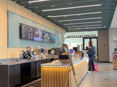 -星巴克臻选(郑州中原万达店)