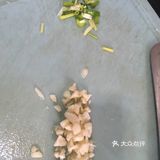有营养又简单的凉拌茄子