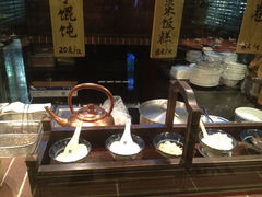 iphone_upload_pic-东方明珠老上海8号餐厅