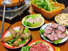 -黔多多贵州地摊火锅(木古地铁站店)