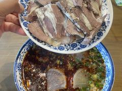 -吾穆勒蓬灰牛肉面·清真(北滨河中路店)