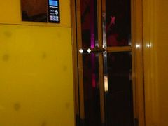 -百威KTV(恒福路店)