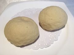 脆皮流沙包-皇朝会.经典传统粤菜(外滩店)