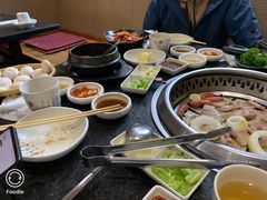 -草家酱蟹炭火烤肉店(珲春南路一店)