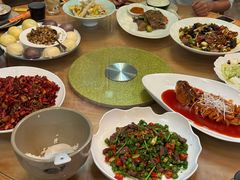 -临界音乐酒馆·小龙虾·江湖菜(华熙LIVE·鱼洞店)