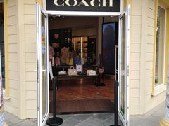 -COACH蔻驰(赛特奥特莱斯店)