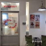 中山探店｜复古潮玩咖啡店TOPHIT COFFEE