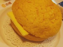 冰火菠萝油-新大咀港式茶餐厅(宝山万达店)