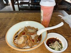 -刘聋子粉馆(张家界总店)