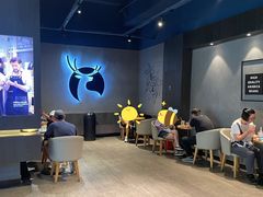 -瑞幸咖啡(新世界中心店)