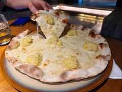 -JINNS锦时 steak&pizza(浸信会礼拜堂旧址店)