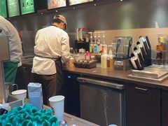 -星巴克臻选(南京金茂览秀城店)