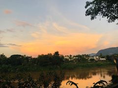 -乌托邦酒吧和餐厅