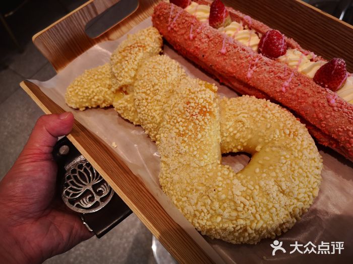 奈雪的茶(时代天街店)霸气榴莲王图片