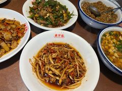 鱿鱼肉丝-天下客饭店(中山路店)