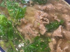 -云阿蛮云南生烫牛肉米线(奉贤路店)