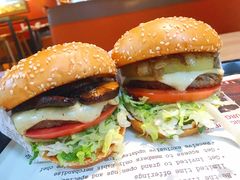 -The Habit Burger Grill 哈比特汉堡(复兴soho店)
