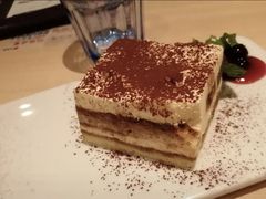 -必胜客(WOW象山涌金广场店)