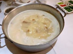 招牌松茸清汤底-洋房火锅(新天地店)