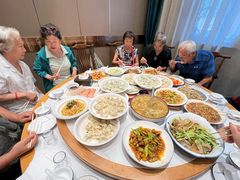 -经典老菜坊·开封灌汤包(火车站店)