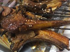 -马克力木手抓炕锅烤羊肉(盐湖一小区店)