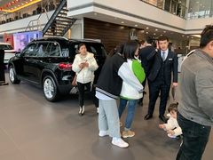 -贵州贵星奔驰4S店(观山湖店)